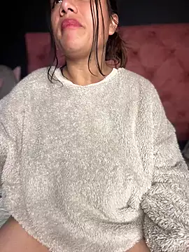 Im Little online show from 27, 2, 2025