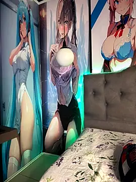 Im Little online show from 5, 11, 2025