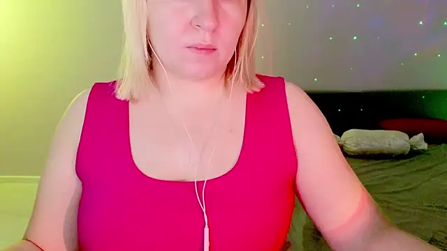 Snapshot of sarakatherin chatting on 26, 11, 2025 sarakatherin online show from 26, 11, 2025