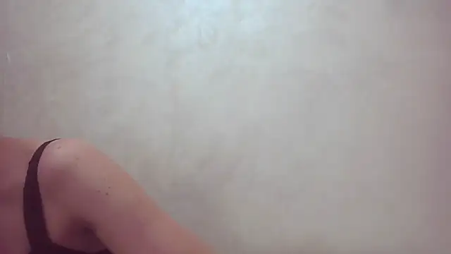 CaitlinaJayne23 online show from 12, 10, 2025