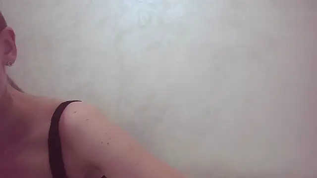 CaitlinaJayne23 online show from 25, 10, 2025