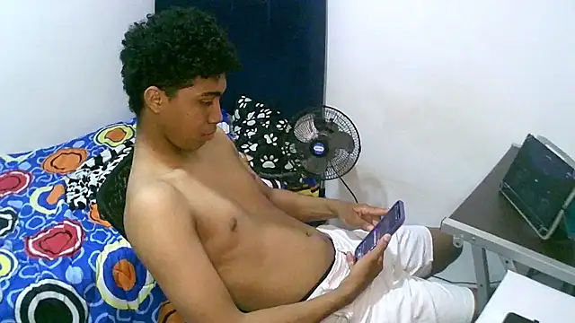 Snapshot of sexy_diamante_ chatting on 21, 9, 2025 sexy diamante online show from 21, 9, 2025