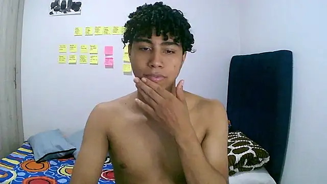 Snapshot of sexy_diamante_ chatting on 3, 2, 2026 sexy diamante online show from 3, 2, 2026