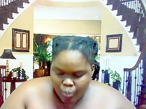 Snapshot of EbonyHotBuns chatting on 20, 2, 2025 EbonyHotBuns online show from 20, 2, 2025