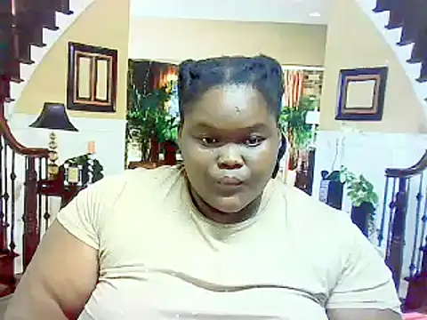 Snapshot of EbonyHotBuns chatting on 20, 2, 2025 EbonyHotBuns online show from 20, 2, 2025