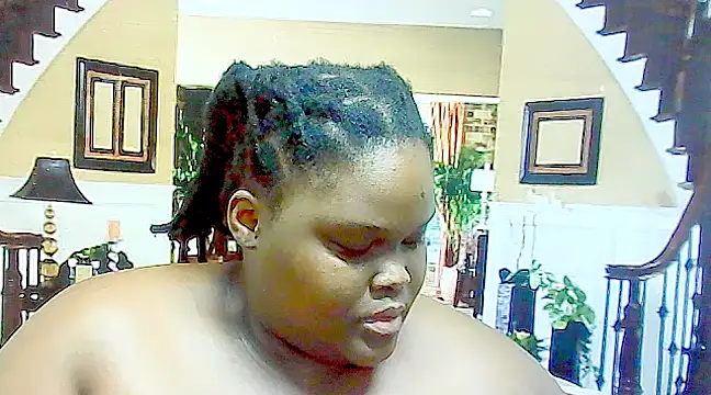 Snapshot of EbonyHotBuns chatting on 23, 2, 2025 EbonyHotBuns online show from 23, 2, 2025