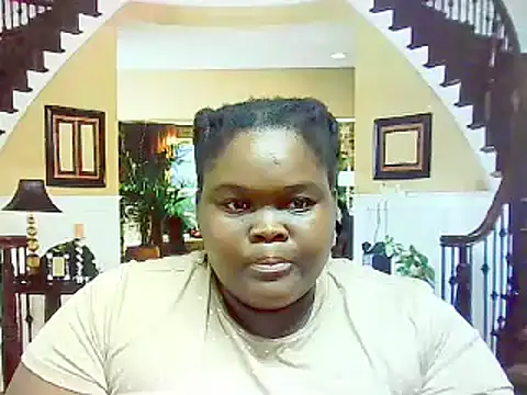 Snapshot of EbonyHotBuns chatting on 27, 2, 2025 EbonyHotBuns online show from 27, 2, 2025