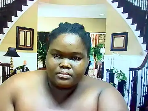 Snapshot of EbonyHotBuns chatting on 3, 3, 2025 EbonyHotBuns online show from 3, 3, 2025