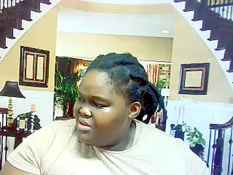 Snapshot of EbonyHotBuns chatting on 7, 3, 2025 EbonyHotBuns online show from 7, 3, 2025