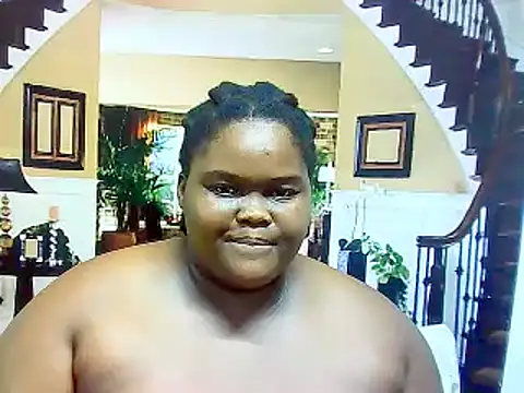 Snapshot of EbonyHotBuns chatting on 8, 3, 2025 EbonyHotBuns online show from 8, 3, 2025