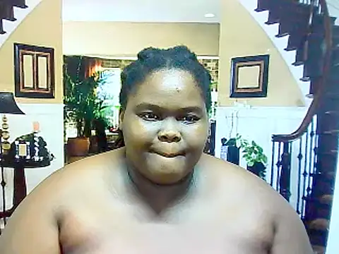 Snapshot of EbonyHotBuns chatting on 8, 3, 2025 EbonyHotBuns online show from 8, 3, 2025