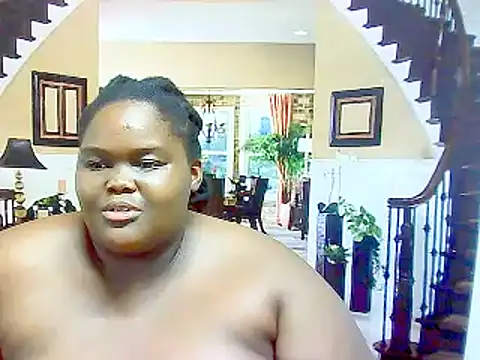Snapshot of EbonyHotBuns chatting on 8, 3, 2025 EbonyHotBuns online show from 8, 3, 2025