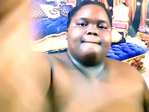 Snapshot of EbonyHotBuns chatting on 10, 3, 2025 EbonyHotBuns online show from 10, 3, 2025