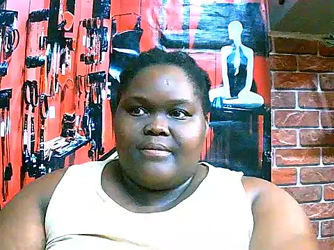 Snapshot of EbonyHotBuns chatting on 9, 9, 2025 EbonyHotBuns online show from 9, 9, 2025