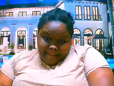 Snapshot of EbonyHotBuns chatting on 12, 9, 2025 EbonyHotBuns online show from 12, 9, 2025