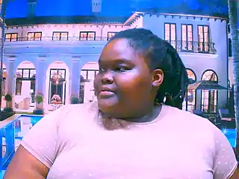 Snapshot of EbonyHotBuns chatting on 26, 9, 2025 EbonyHotBuns online show from 26, 9, 2025