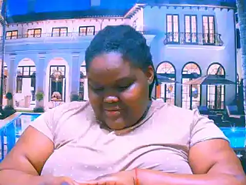 Snapshot of EbonyHotBuns chatting on 1, 10, 2025 EbonyHotBuns online show from 1, 10, 2025