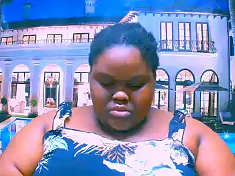 Snapshot of EbonyHotBuns chatting on 7, 10, 2025 EbonyHotBuns online show from 7, 10, 2025