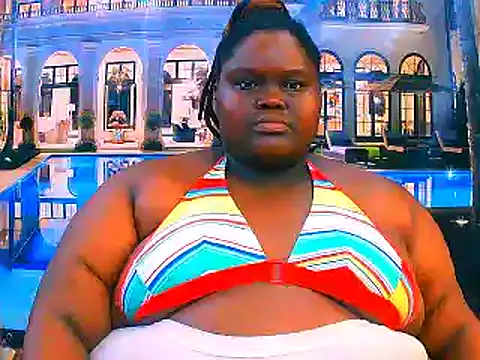 Snapshot of EbonyHotBuns chatting on 20, 4, 2026 EbonyHotBuns online show from 20, 4, 2026