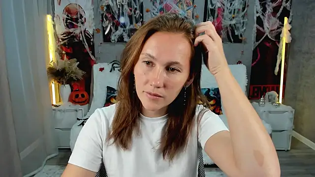 Snapshot of MichelleOrtis chatting on 30, 10, 2025 MichelleOrtis online show from 30, 10, 2025