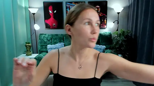 Snapshot of MichelleOrtis chatting on 19, 11, 2025 MichelleOrtis online show from 19, 11, 2025