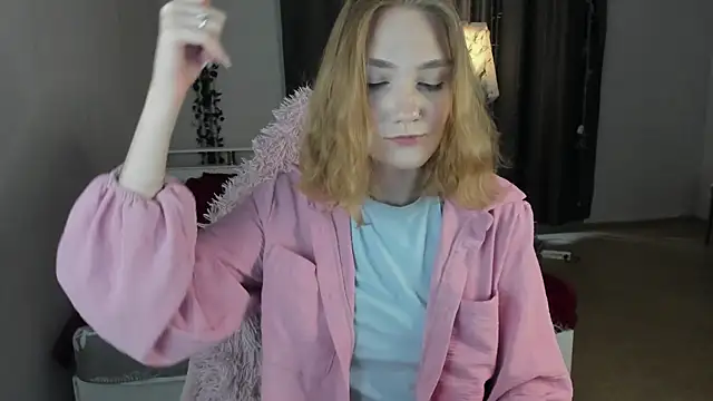 ReddHotPipper online show from 12, 9, 2025