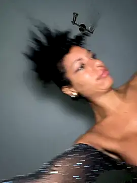 Snapshot of AlyssaHottv_ chatting on 10, 9, 2025 AlyssaHottv online show from 10, 9, 2025