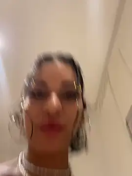 Snapshot of AlyssaHottv_ chatting on 25, 9, 2025 AlyssaHottv online show from 25, 9, 2025