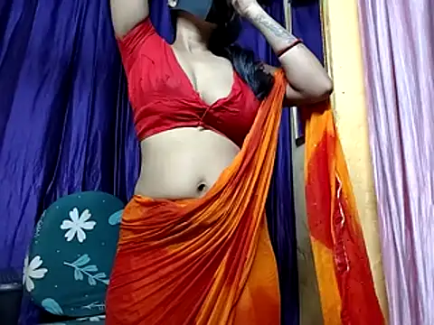 Snapshot of poojaxxx65 chatting on 8, 7, 2026 poojaxxx65 online show from 8, 7, 2026