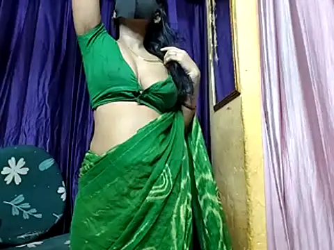 Snapshot of poojaxxx65 chatting on 26, 7, 2026 poojaxxx65 online show from 26, 7, 2026