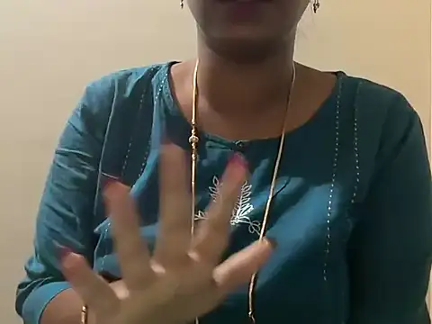 Snapshot of Sexy_Sonu_Bebu chatting on 23, 7, 2026 Sexy Sonu Bebu online show from 23, 7, 2026