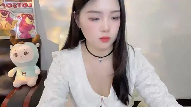 Snapshot of SU__SU chatting on 28, 2, 2025 SU SU online show from 28, 2, 2025