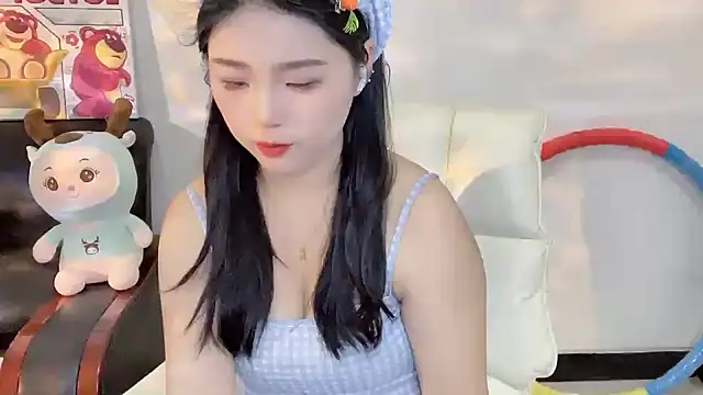Snapshot of SU__SU chatting on 6, 3, 2025 SU SU online show from 6, 3, 2025
