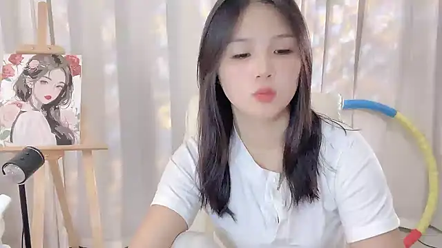 Snapshot of SU__SU chatting on 12, 9, 2025 SU SU online show from 12, 9, 2025
