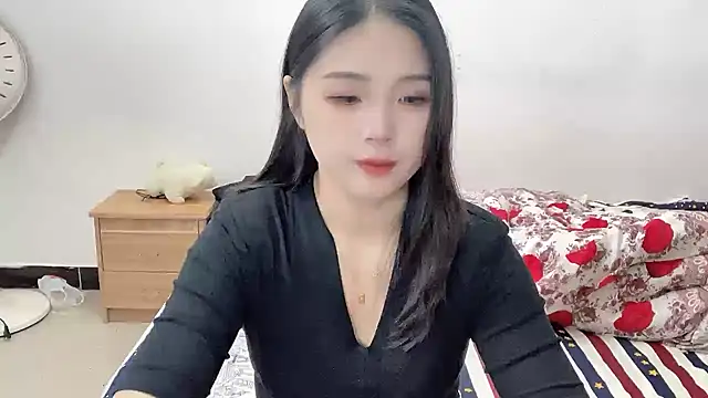 Snapshot of SU__SU chatting on 8, 10, 2025 SU SU online show from 8, 10, 2025