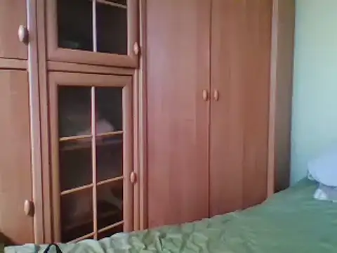 Evasapples online show from 2, 1, 2025