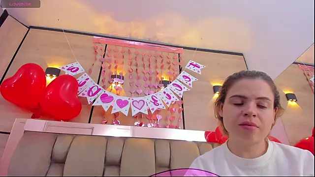 dorothy vegga online show from 16, 2, 2026