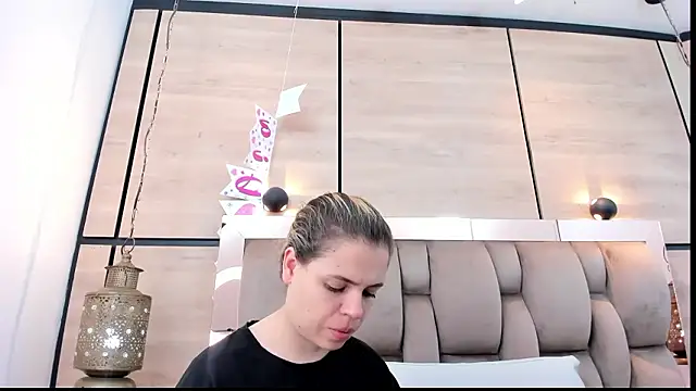 dorothy vegga online show from 21, 2, 2026