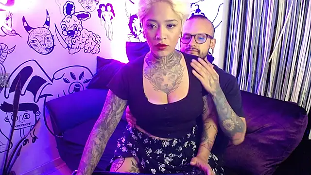 Snapshot of tatouagendecouple chatting on 10, 1, 2025 tatouagendecouple online show from 10, 1, 2025