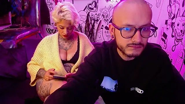 Snapshot of tatouagendecouple chatting on 30, 1, 2025 tatouagendecouple online show from 30, 1, 2025