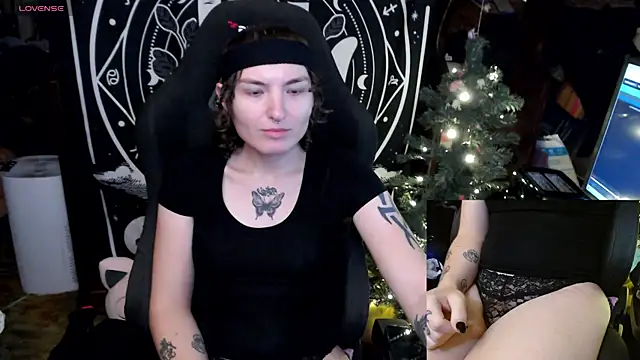 BrandiWRLD 999 online show from 28, 12, 2024