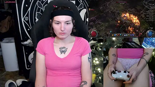 BrandiWRLD 999 online show from 8, 1, 2025