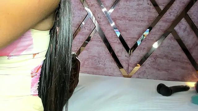 tifany bigdick online show from 16, 4, 2026