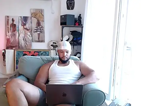 Snapshot of 1LordKingsley chatting on 13, 7, 2026 1LordKingsley online show from 13, 7, 2026