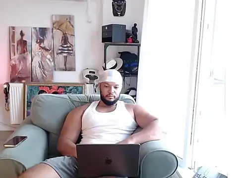 Snapshot of 1LordKingsley chatting on 13, 7, 2026 1LordKingsley online show from 13, 7, 2026