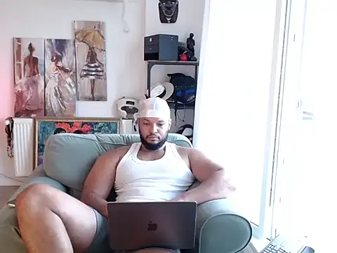 Snapshot of 1LordKingsley chatting on 14, 7, 2026 1LordKingsley online show from 14, 7, 2026