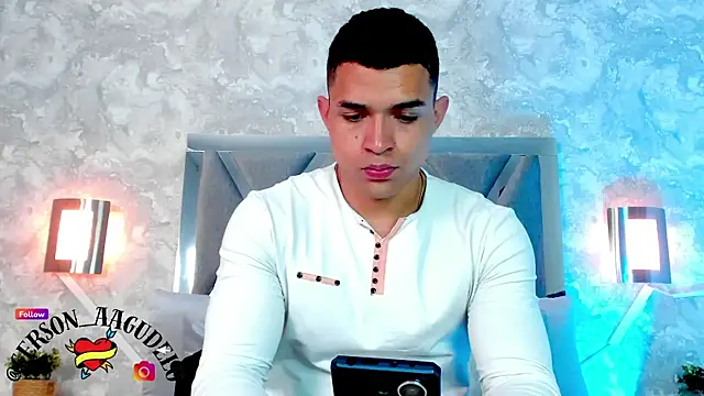 Snapshot of gerson_zt chatting on 10, 2, 2025 gerson zt online show from 10, 2, 2025