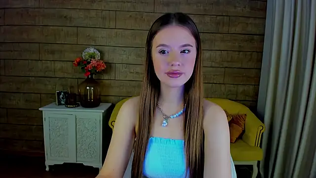 MilanaBalmain online show from 22, 1, 2025