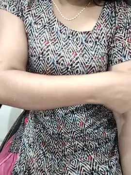 Snapshot of Tapur- chatting on 11, 10, 2025 Tapur- online show from 11, 10, 2025