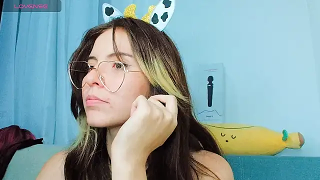 cherrybom969 online show from 24, 1, 2025